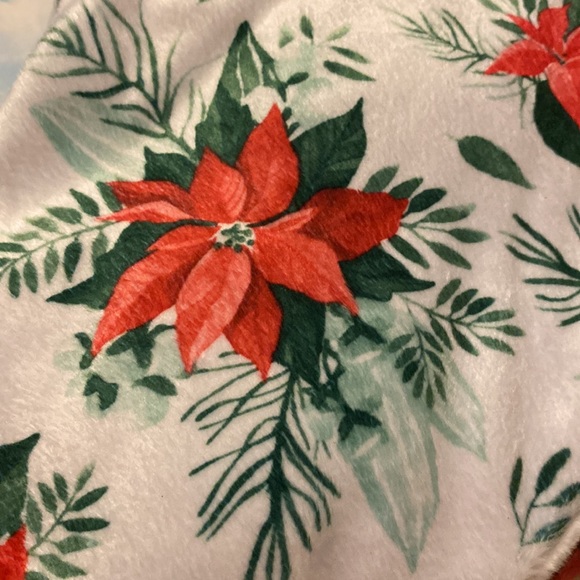 Set of 4 Poinsettia stockings 20”x12” - Picture 3 of 6